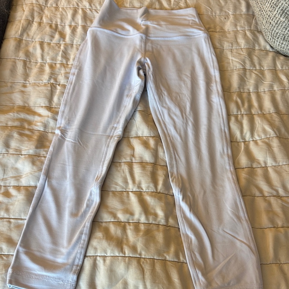 Lululemon Athletica Light purple leggings. NWOT. Align, 23in.